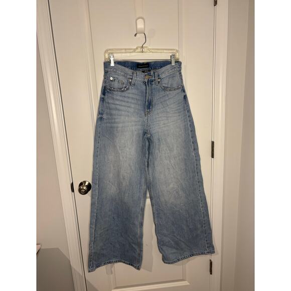 Aéropostale High Rise Super Wide Leg Jeans Women’s Size 6 Light Wash Denim - Picture 3 of 6